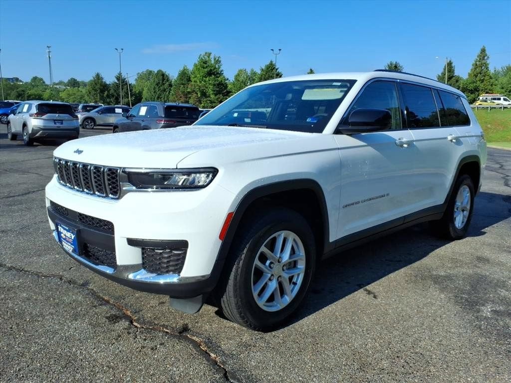 2024 Jeep Grand Cherokee L Laredo