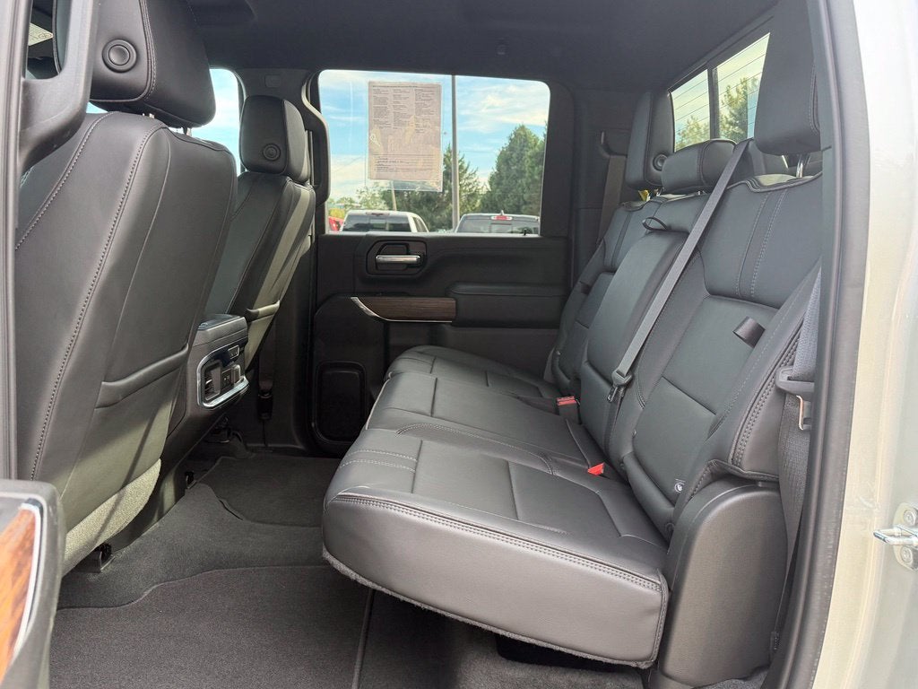 2022 Chevrolet Silverado 3500 HD High Country
