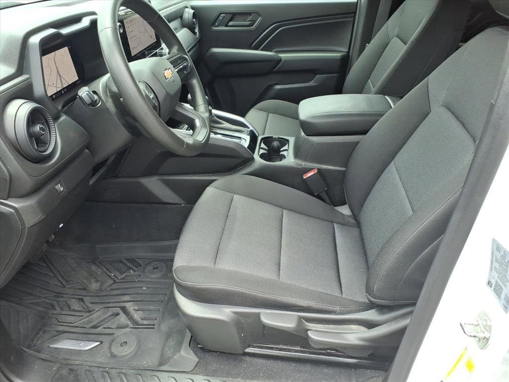 2024 Chevrolet Colorado WT