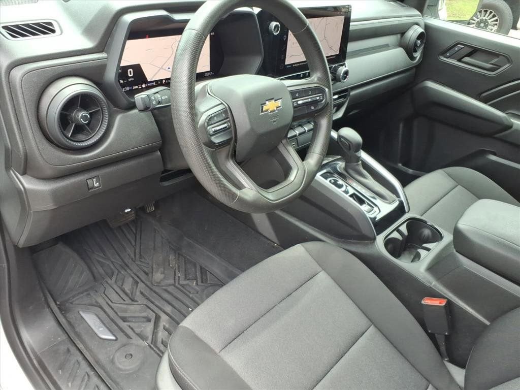 2024 Chevrolet Colorado WT