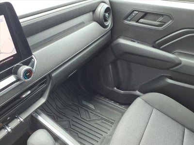 2024 Chevrolet Colorado WT