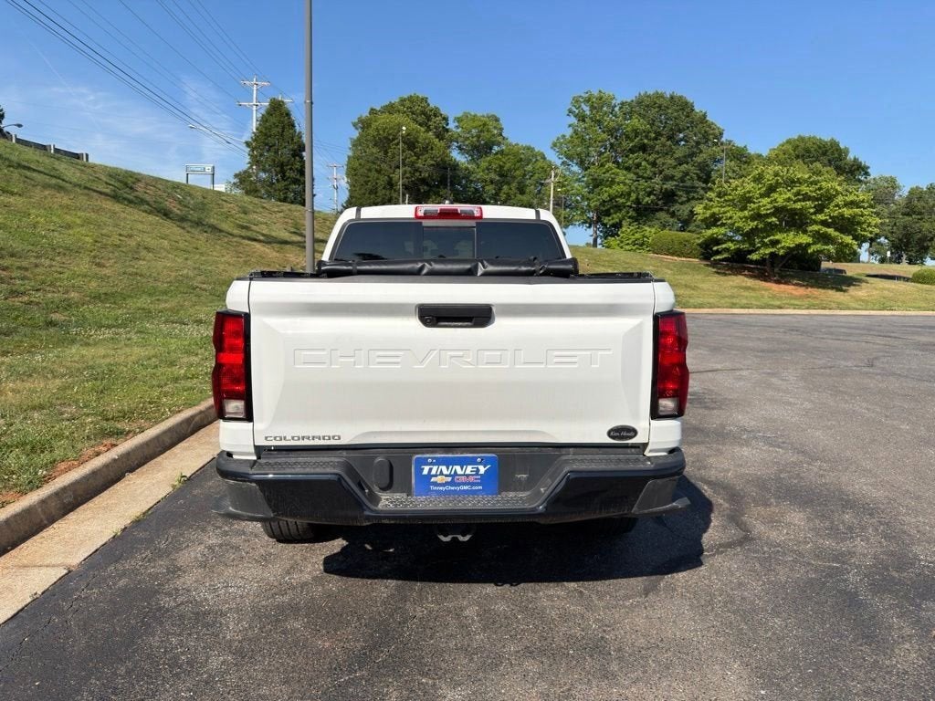 2024 Chevrolet Colorado WT