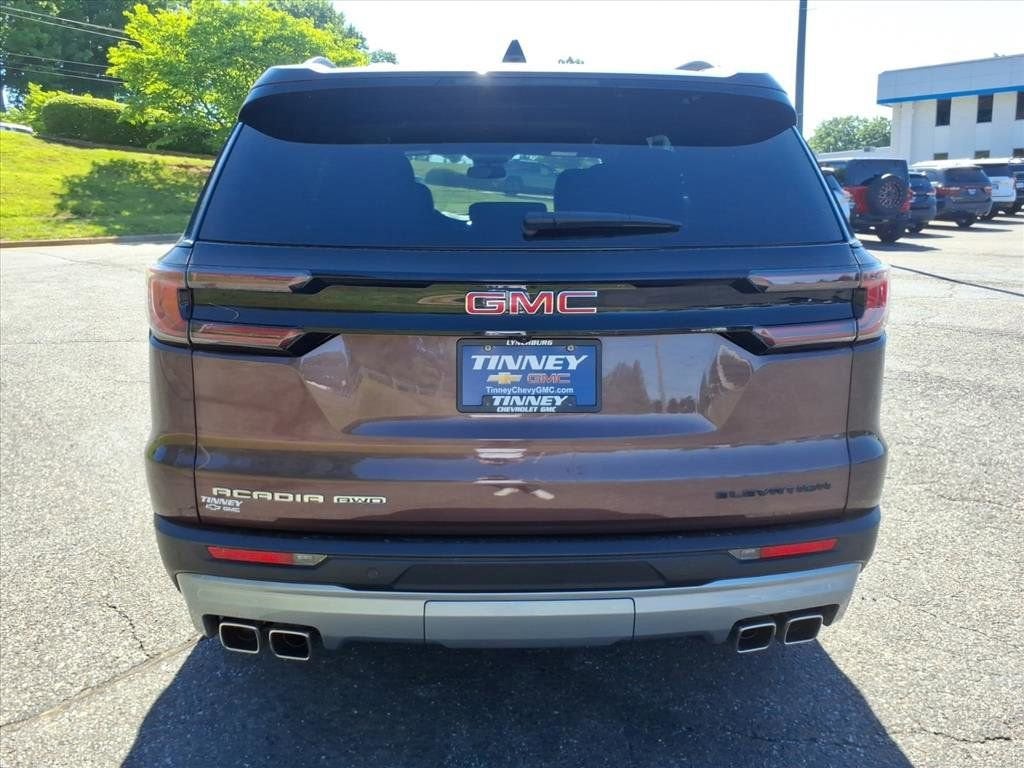 2024 GMC Acadia Elevation