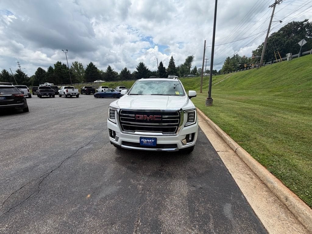 2023 GMC Yukon SLT