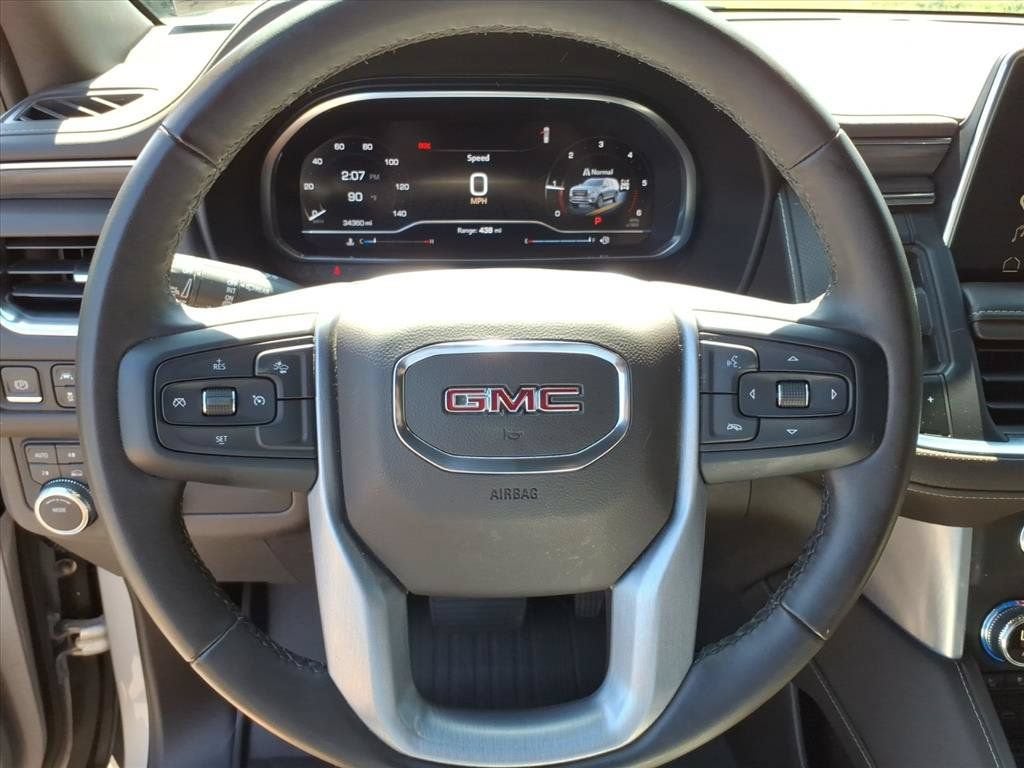 2023 GMC Yukon XL SLT