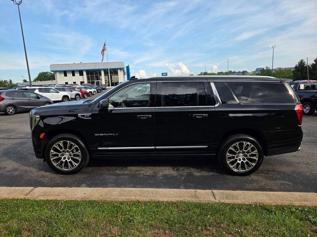 2023 GMC Yukon XL Denali