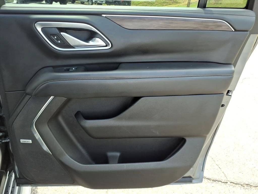 2021 Chevrolet Suburban LT