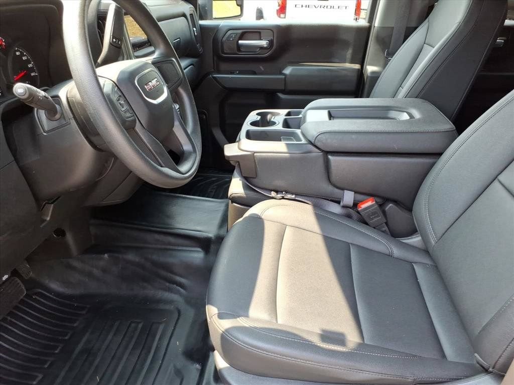 2024 GMC Sierra 2500 HD Pro