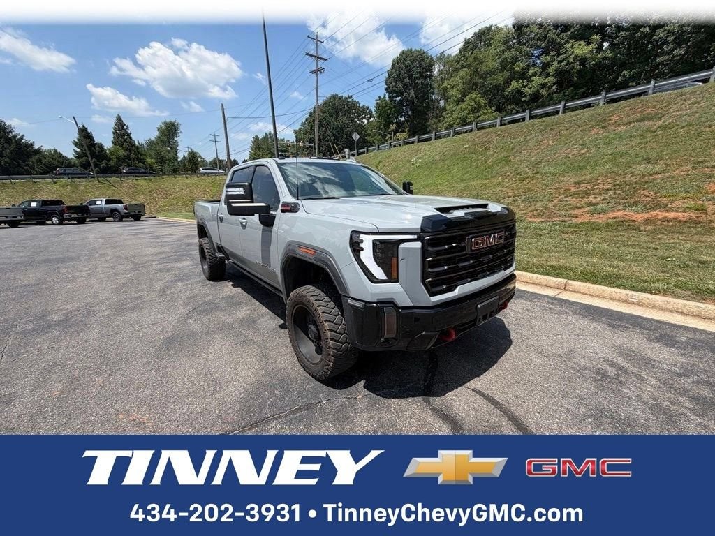 2024 GMC Sierra 4WD Crew Cab Standard Box AT4X's photo