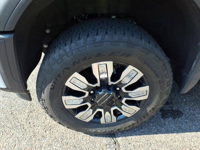 2025 GMC Sierra 2500 HD Denali