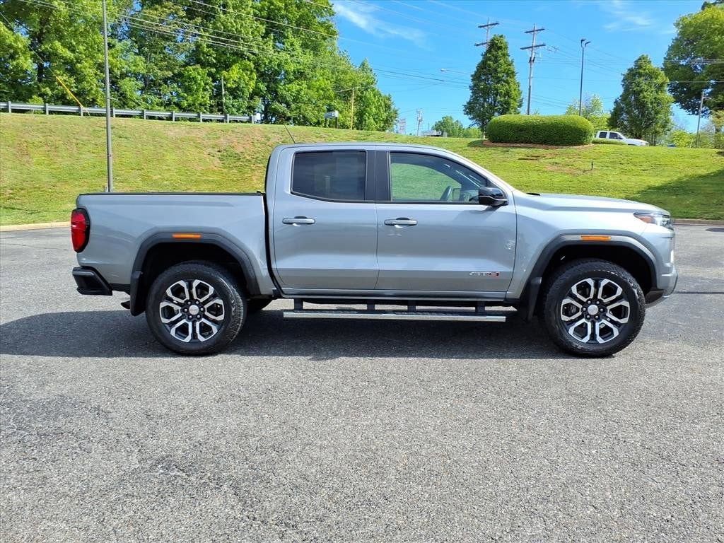 2023 GMC Canyon AT4
