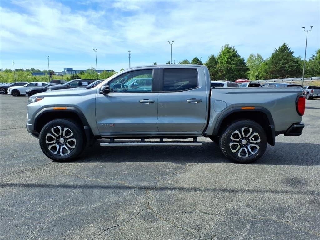2023 GMC Canyon AT4