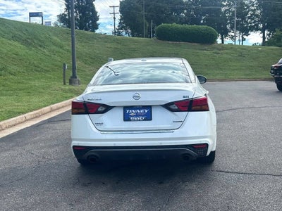 2022 Nissan Altima 2.0 SR
