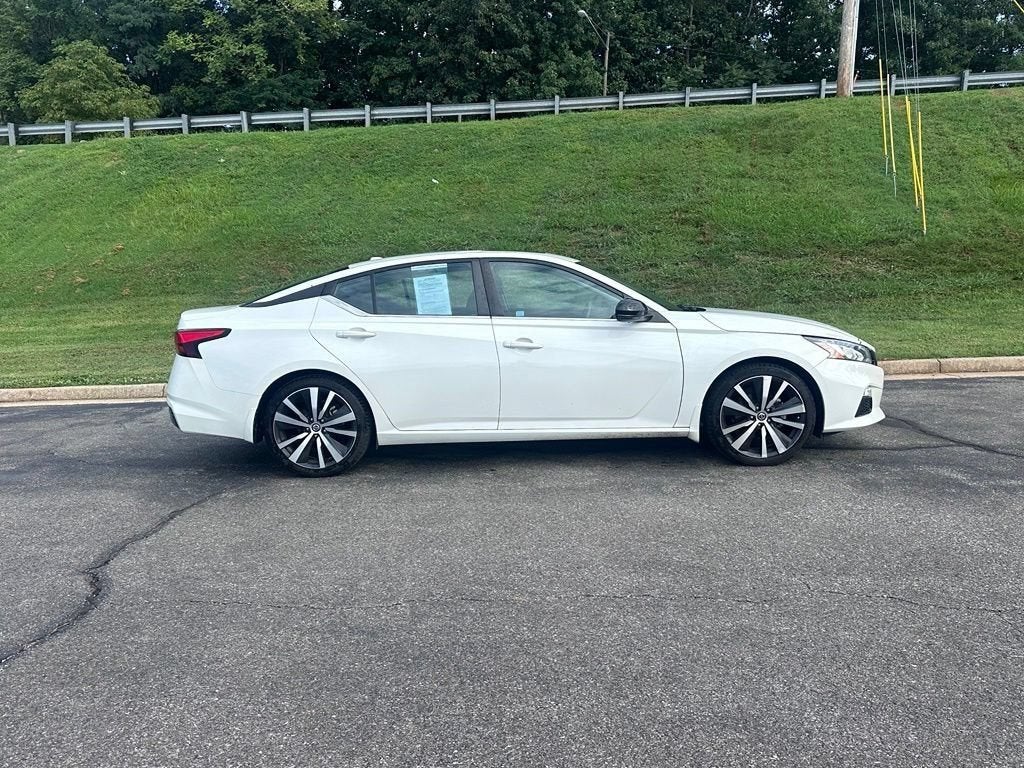 2022 Nissan Altima 2.0 SR