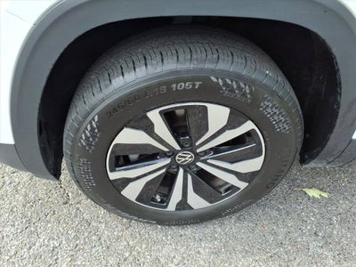 2025 Volkswagen Atlas Cross Sport 2.0T SE