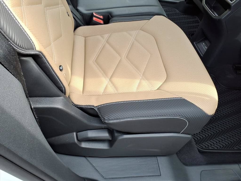 2025 Volkswagen Atlas Cross Sport 2.0T SE