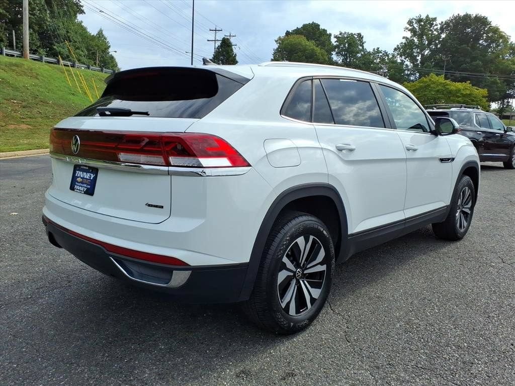 2025 Volkswagen Atlas Cross Sport 2.0T SE
