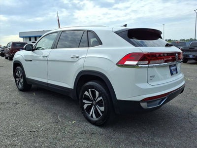 2025 Volkswagen Atlas Cross Sport 2.0T SE