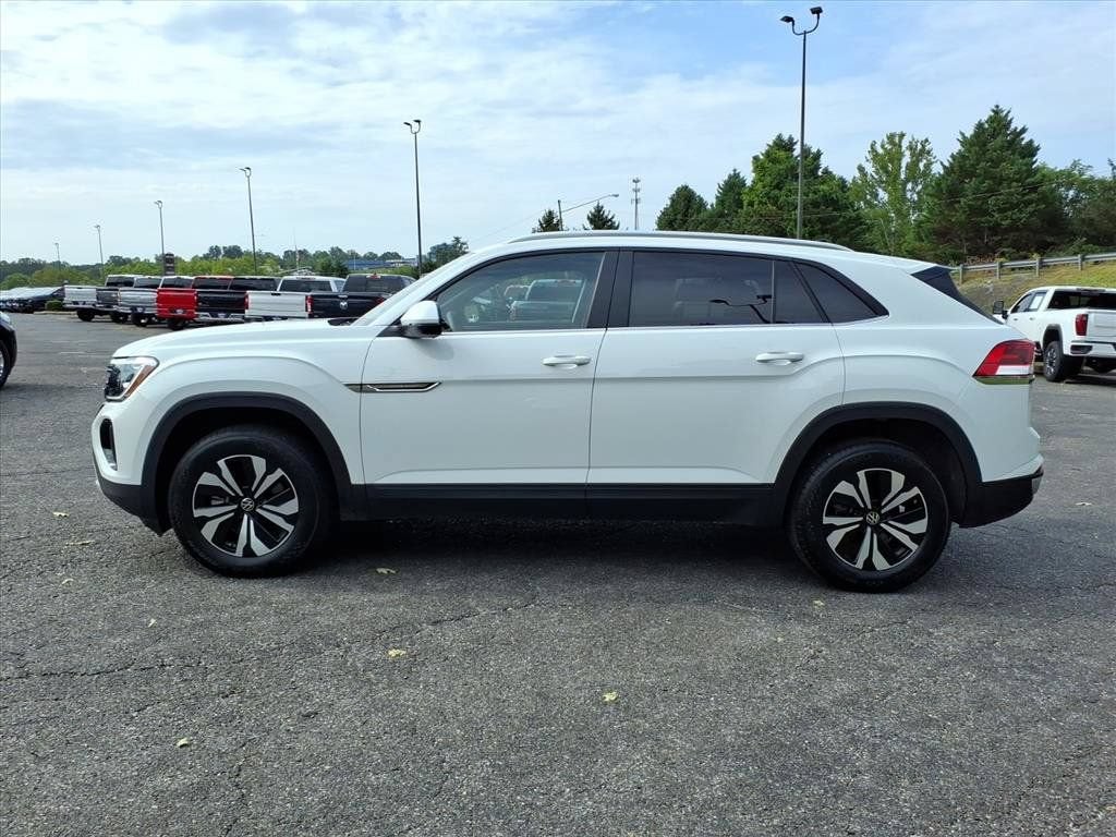 2025 Volkswagen Atlas Cross Sport 2.0T SE