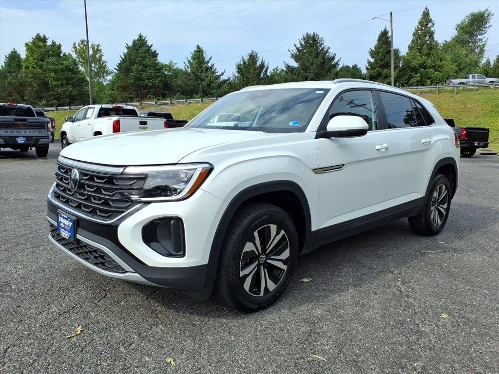 2025 Volkswagen Atlas Cross Sport 2.0T SE