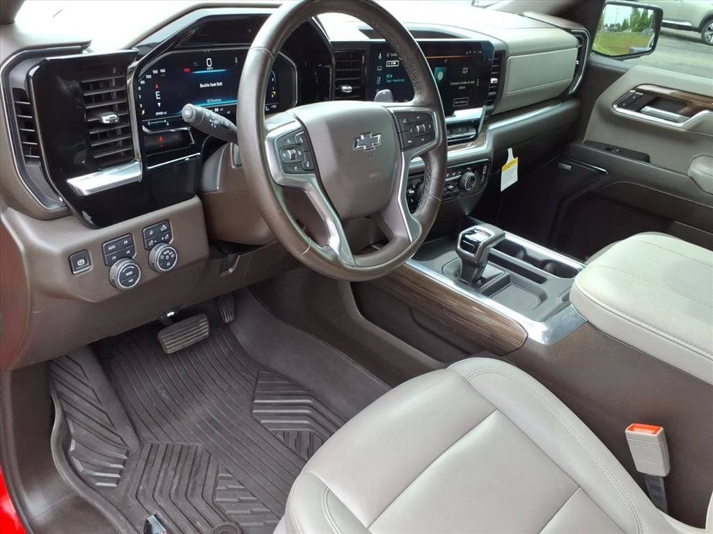 2024 Chevrolet Silverado 1500 LT Trail Boss - Photo 11