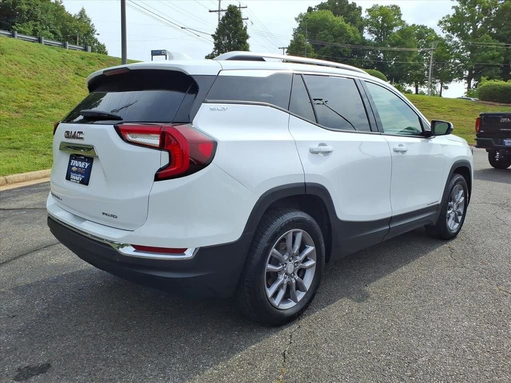 2024 GMC Terrain SLT