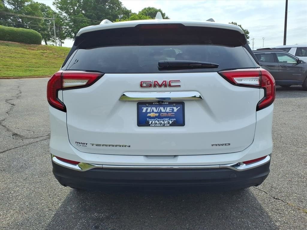 2024 GMC Terrain SLT