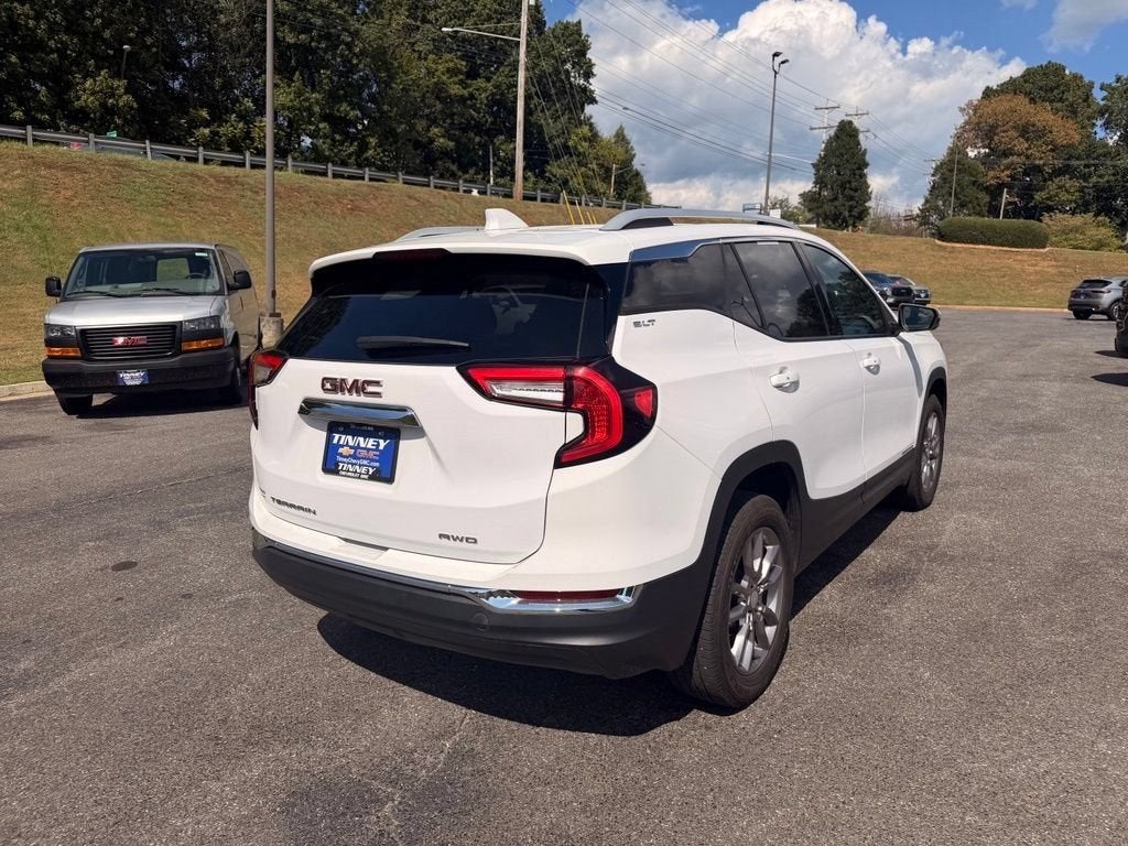 2022 GMC Terrain SLT