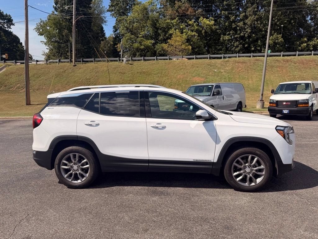 2022 GMC Terrain SLT