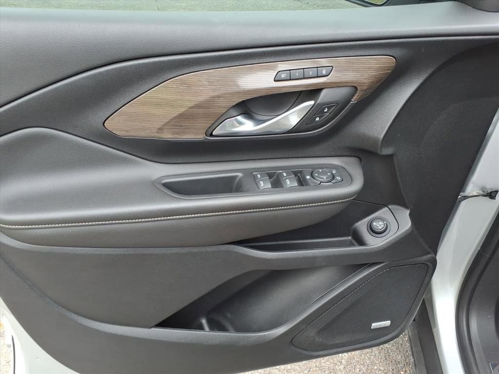 2022 GMC Terrain Denali - Photo 21