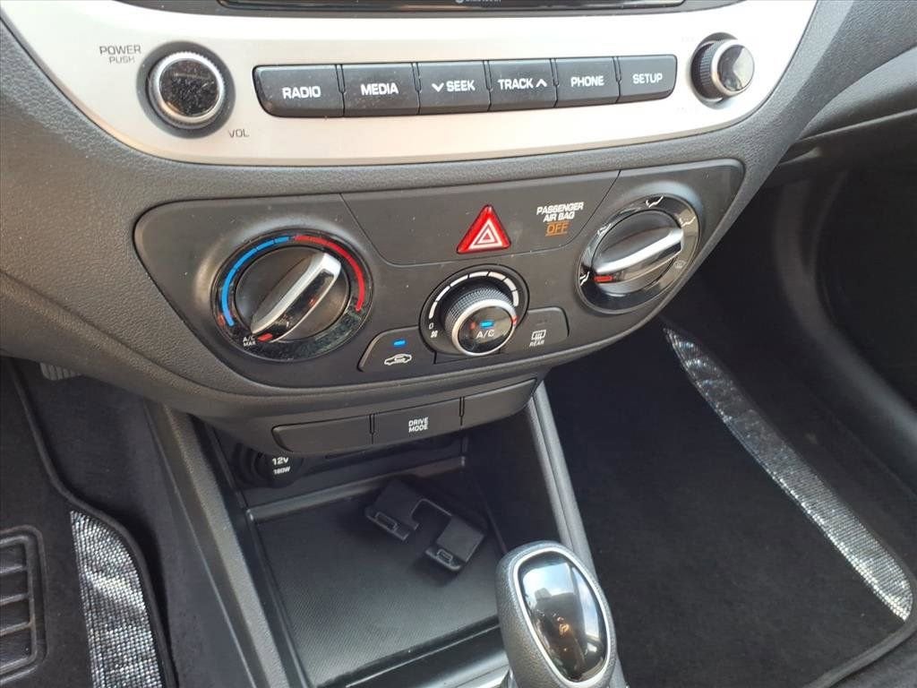2021 Hyundai Accent SE