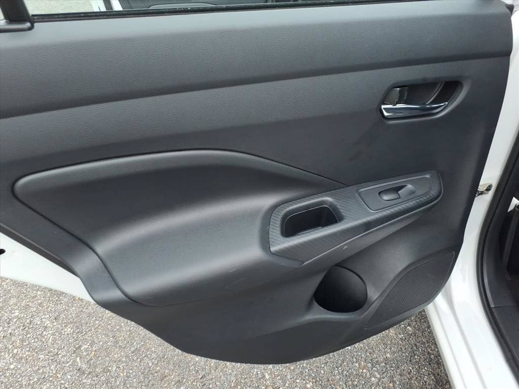 2024 Nissan Versa SV