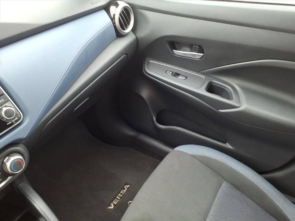 2024 Nissan Versa SV