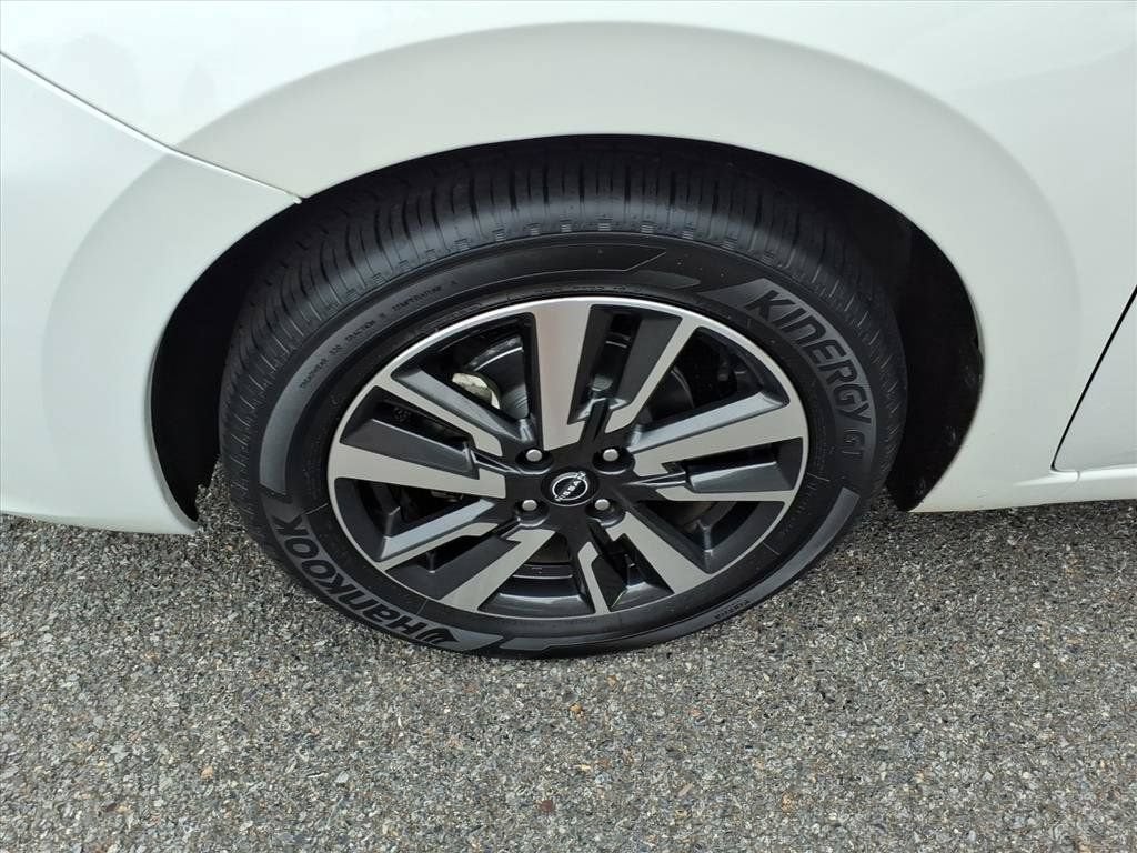 2024 Nissan Versa SV