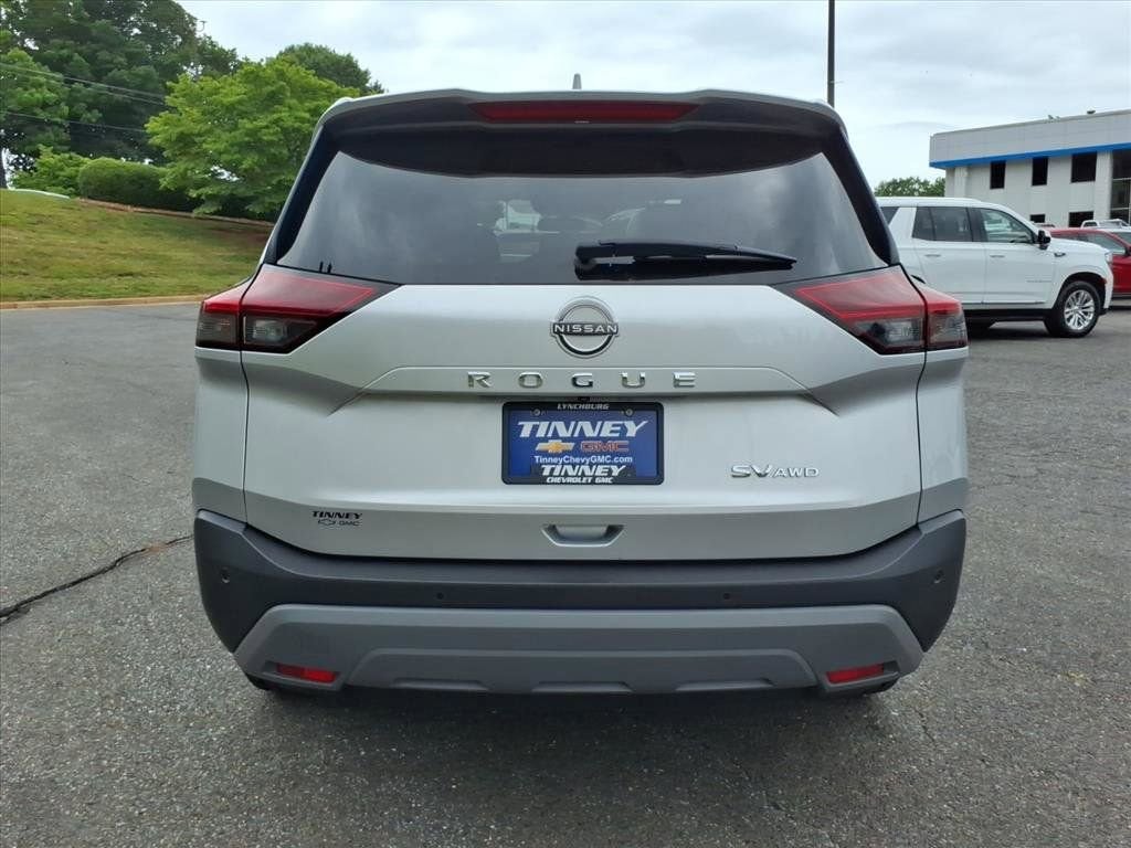 2023 Nissan Rogue SV