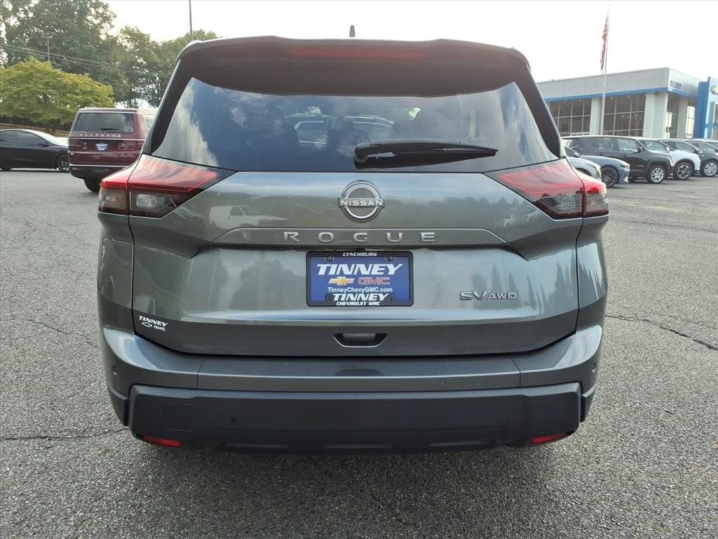 2024 Nissan Rogue SV