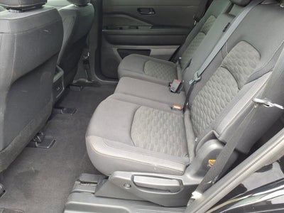 2023 Nissan Pathfinder S