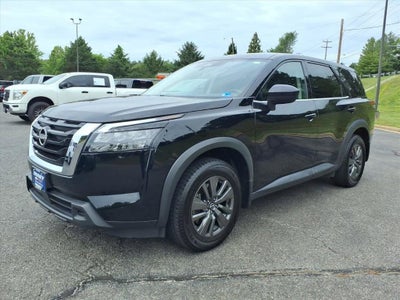 2023 Nissan Pathfinder S