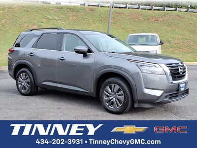 2024 Nissan Pathfinder SV