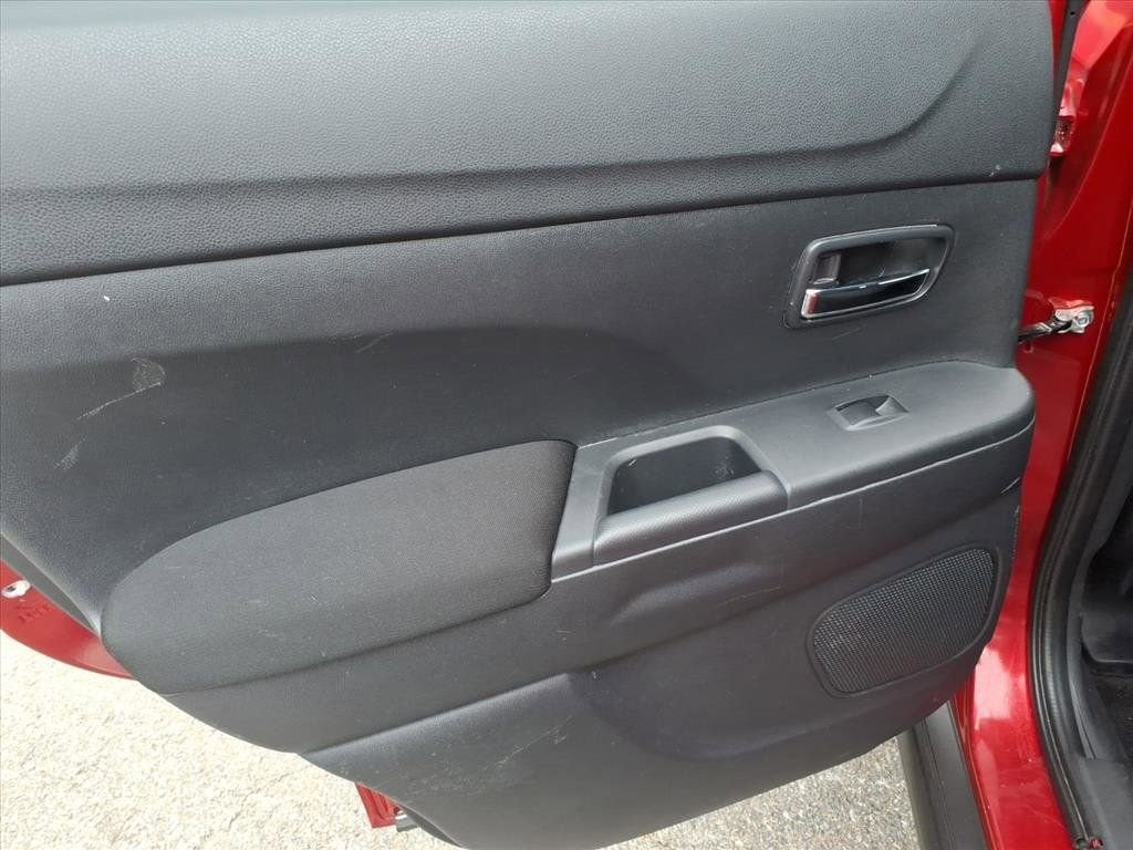 2024 Mitsubishi Outlander Sport S